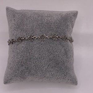 Fashion Jewelry Marcasite Sterling Silver Bracelet 7 1/2"L no stones missing 925